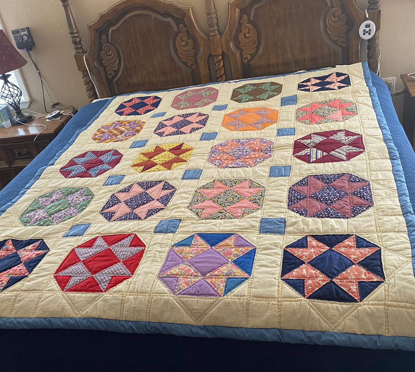 Queen Star Vintage Quilt (Free Shipping)