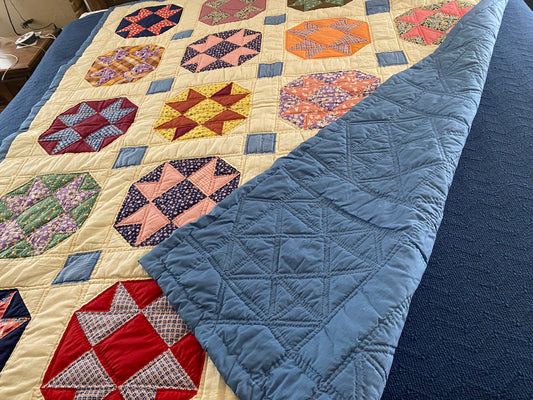 Queen Star Vintage Quilt (Free Shipping)