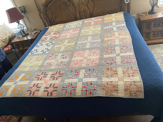 Queen Zia Vintage Quilt (Free Shipping)
