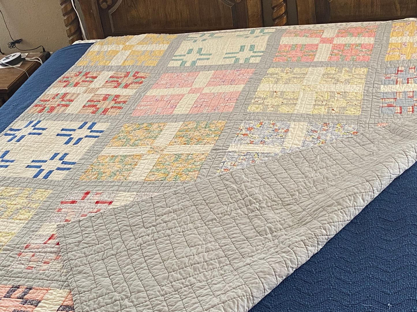 Queen Zia Vintage Quilt (Free Shipping)