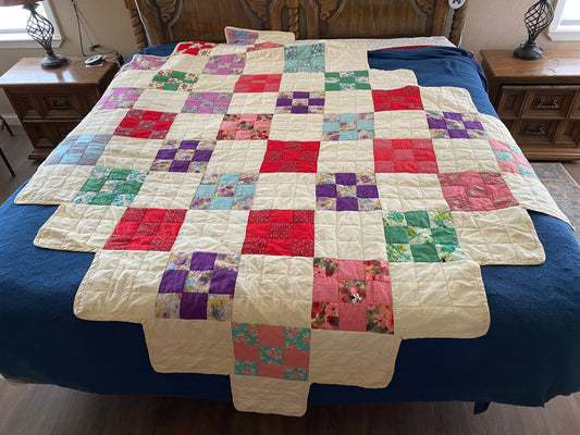 Vintage Nine Patch Quilt (Free Shipping)